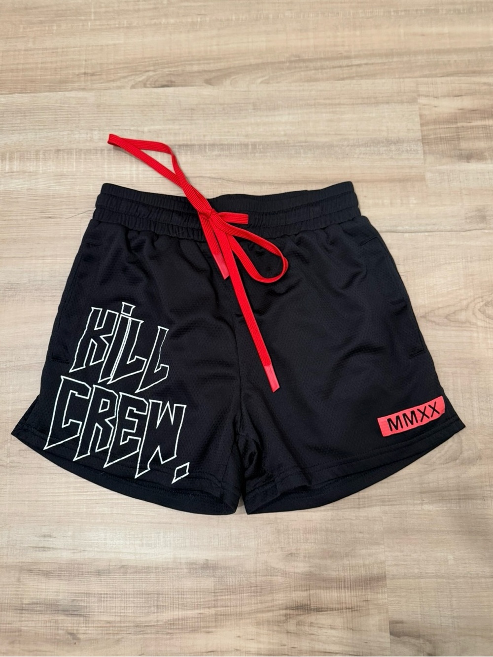 Kill crew shorts! Cross listed on Mercari be my prices are lower!